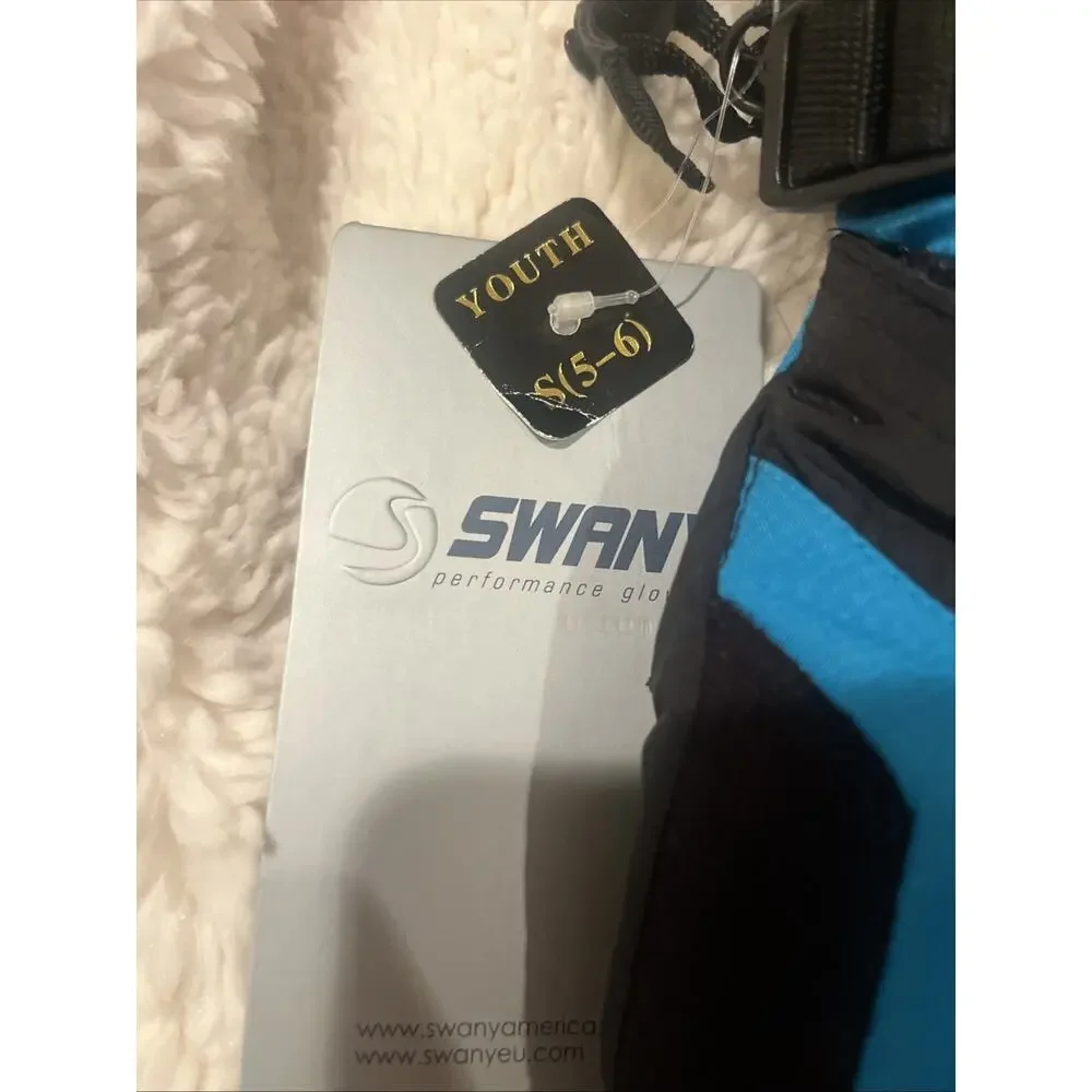 Swanny NWT Youth Small 5-6 Blue Performance Snow Gloves Skiing Snowboarding.